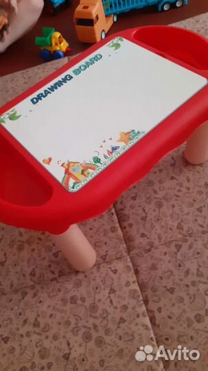 Стол для творчества