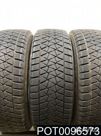 Bridgestone Blizzak DM-V2 225/65 R17 99P