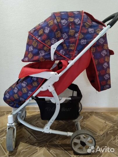 Прогулочная коляска