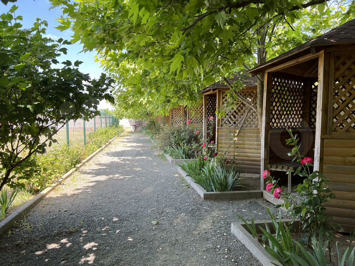 3-к. апартаменты, 97 м², 1/3 эт.