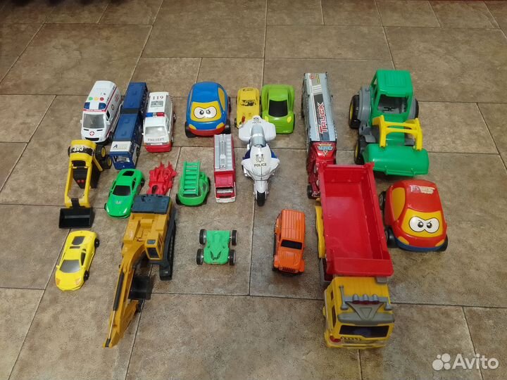 Детские игрушки пакетом для мальчика