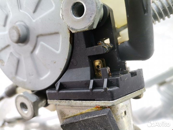 Стеклоподъемник для Volvo S40 V40 1