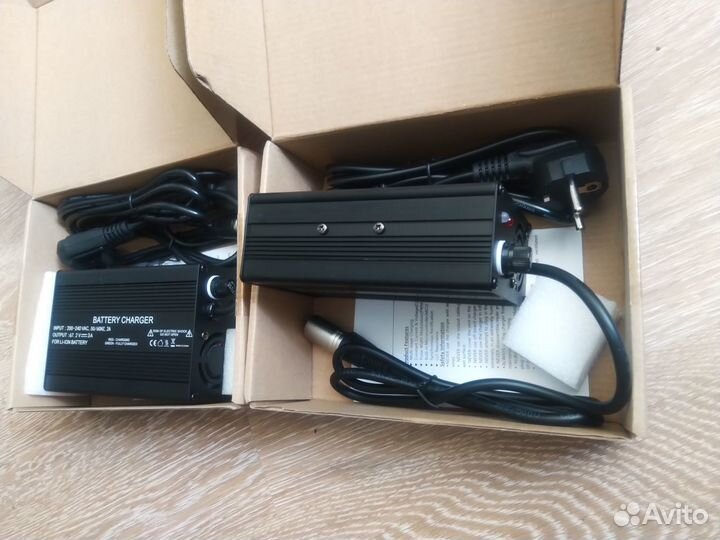 Зарядное устройство электровелосипед 60v 3a(67.2)
