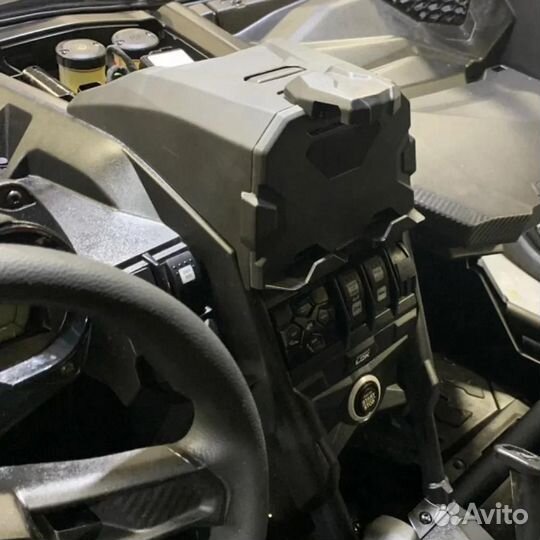 Держатель планшета-бардачок brpcan-Am Maverick X3