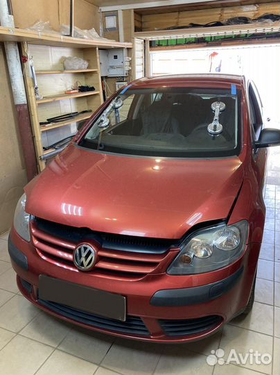 Замена лобового автостекла, ремонт сколов и трещин