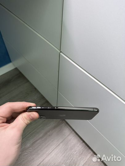 iPhone 11 Pro, 64 ГБ