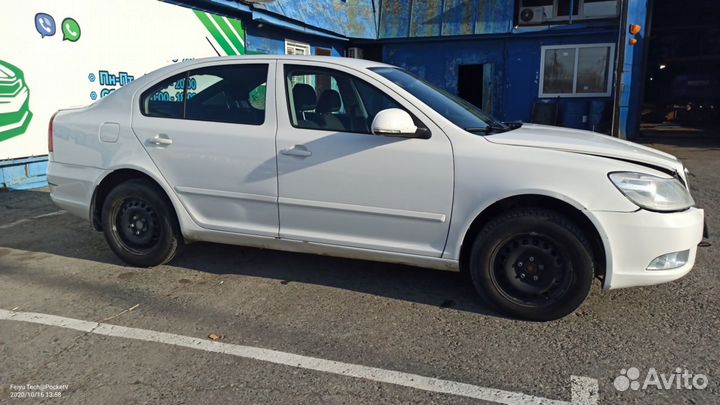 Блок управления двигателем Skoda Octavia a5 06A906