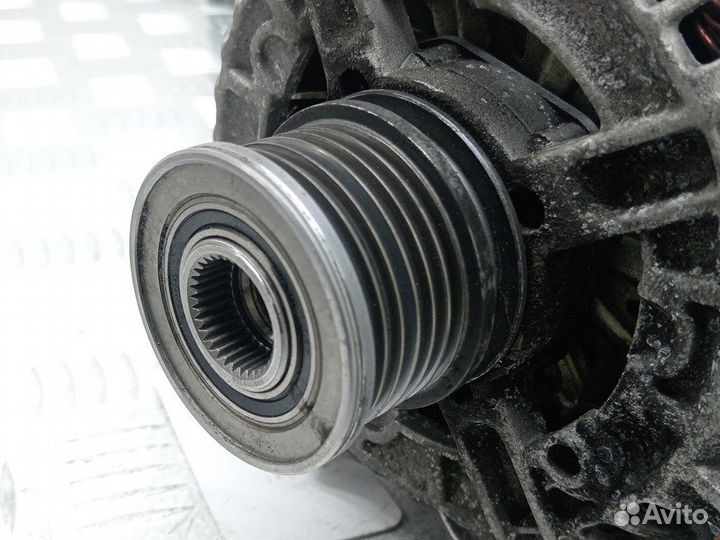 Генератор для Audi A4 B8