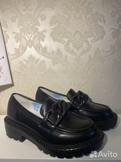 Детская обувь для девочки