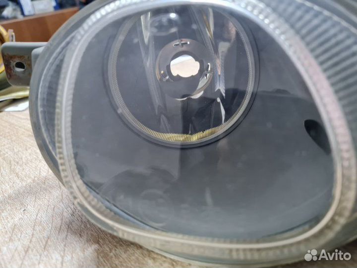 Фара противотуманная левая Volvo Xc70 B5254T2 2007