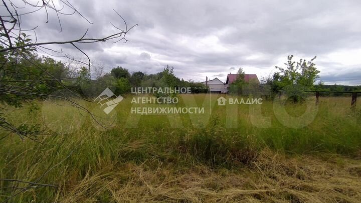 Дом 22,4 м² на участке 20 сот.