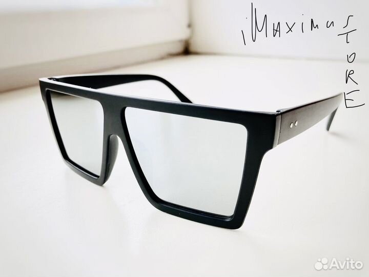 Зеркальные солнцезащитные очки унисекс