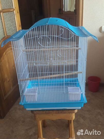 Клетка для крупного попугая