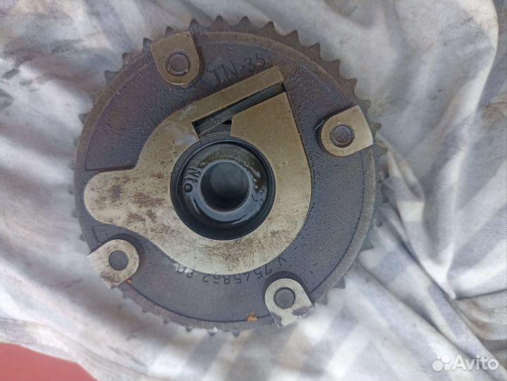 Шестерня впускного распредвала Peugeot 408 308 EP6