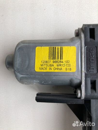 Моторчик стеклоподъемника задней правой двери