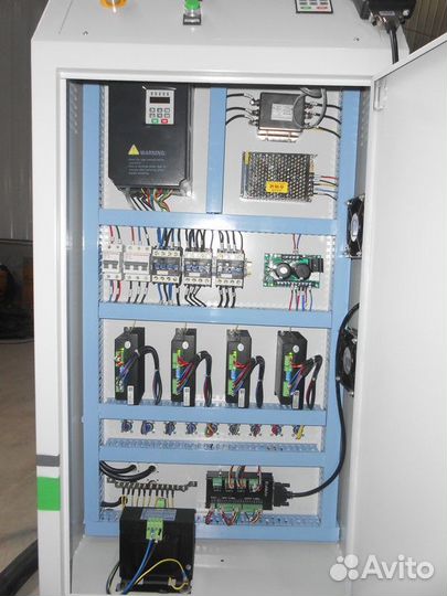 Фрезерный станок с чпу 1325