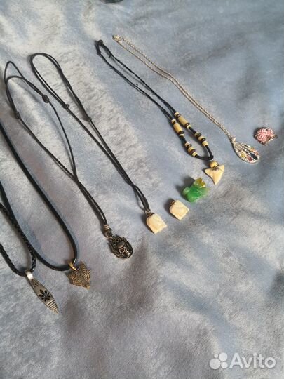 Браслеты мужские натуральная кожа и подвески