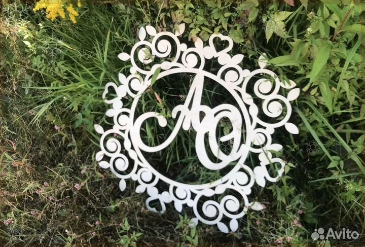 Монограмма на свадьбу (семейный герб)