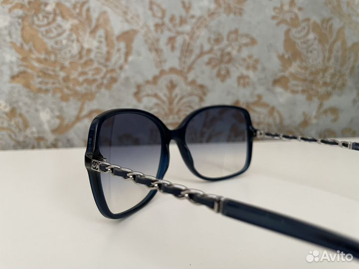 Солнцезащитные очки женские chanel