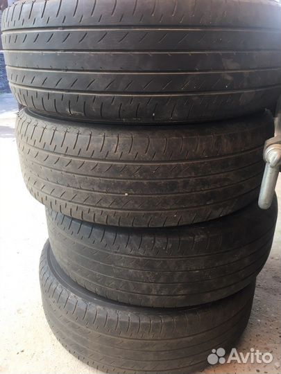 Yokohama BluEarth E51 225/60 R18 51E