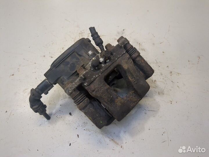 Суппорт Hyundai i40, 2014