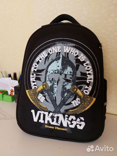 Рюкзак для мальчика 1-4 класс