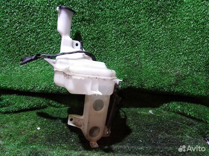 Бачок стеклоомывателя Toyota Passo KGC15 C24709720