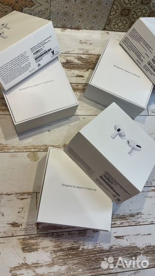 Коробки от AirPods Pro