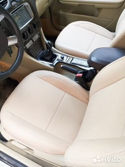 Чехлы на Ford Focus 2