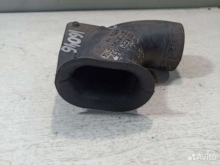 Воздухозаборник Opel Астра G 1999