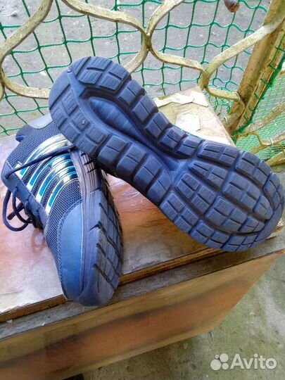 Кроссовки Axa