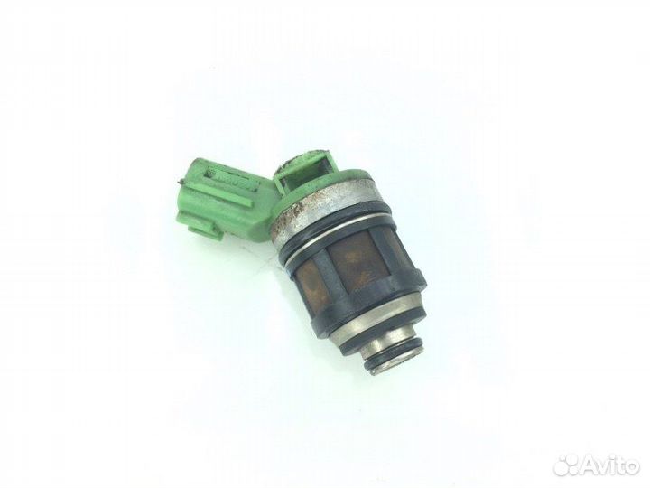 Форсунка Nissan SR18DE