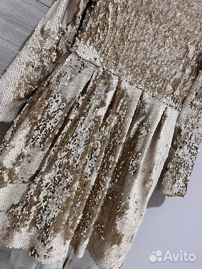 Нарядное платье для девочки 146-152