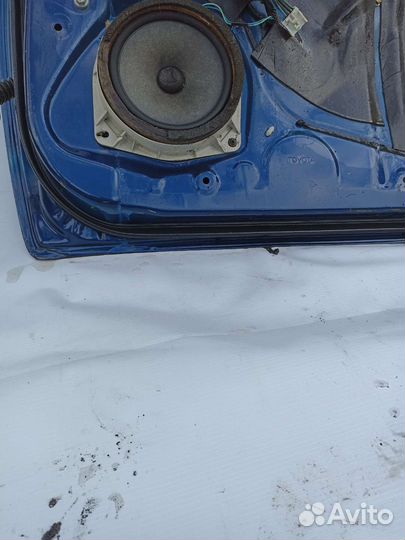 Toyota RAV4 xa20 правая дверь трёхдверка