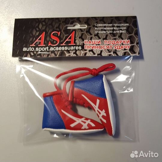 Перчатки боксерские в машину. Производим -11лет