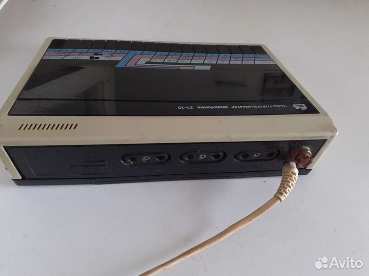 Часы програматор Электроника 21 -10