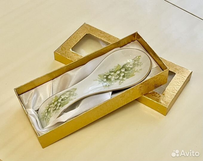 Подставка для ложки в подарочной коробке