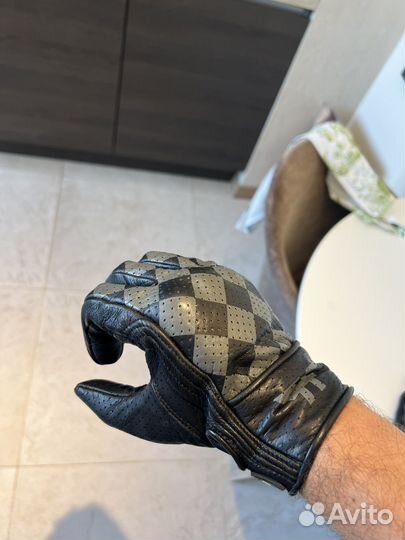 Мотоперчатки Holy Freedom размер L как новые