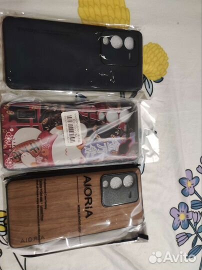 Чехлы на телефон