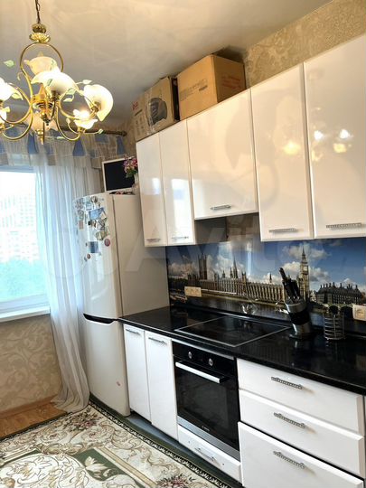 1-к. квартира, 48 м², 7/17 эт.