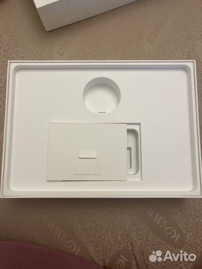 Корбка от Apple macbook Pro-13-inch