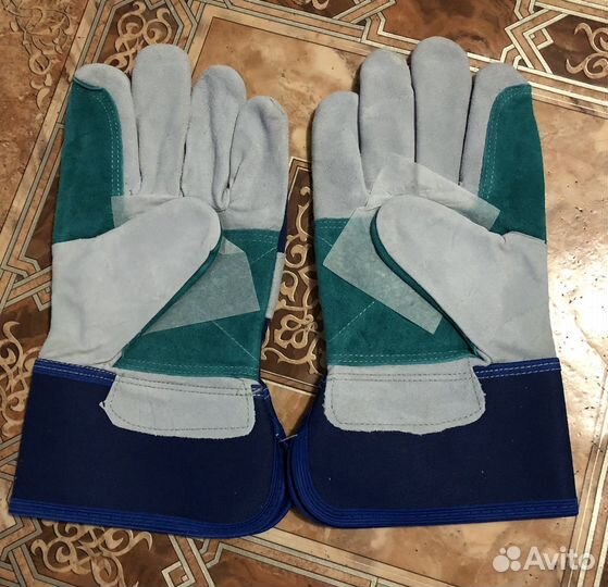 Защитные перчатки