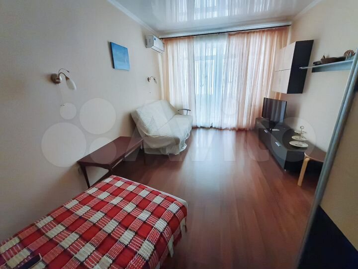 1-к. квартира, 49 м², 1/3 эт.