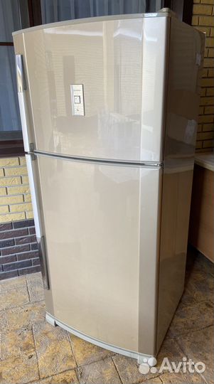 Холодильник бу sharp SJ-P64M-GL