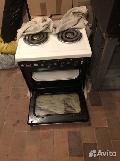Продаётся электроплита «Места»