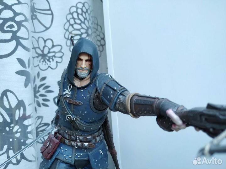 Фигурка Геральт грандмастер Фелин Dark horse в кор