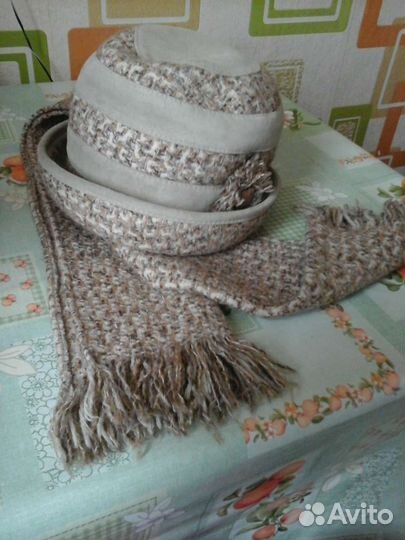 Женская шляпка и шарф+