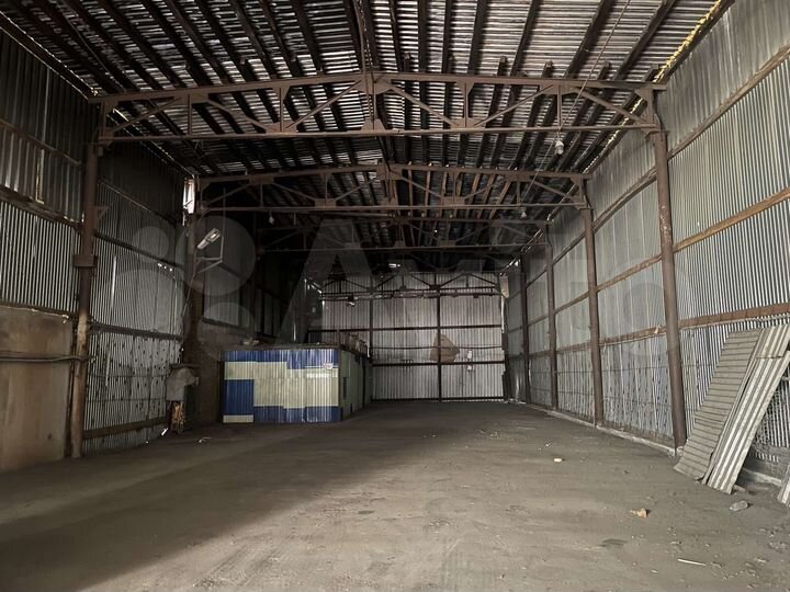 Склад, 700 м²