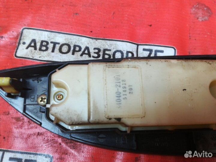 Блок управления стеклоподъемниками передний правый