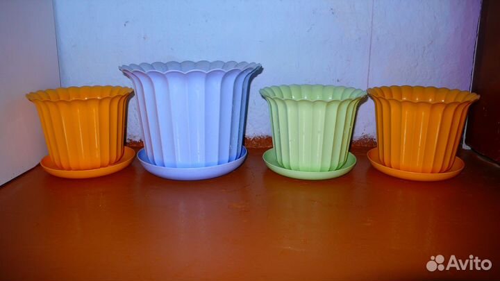 Горшки для цветов и поддоны 10-100p